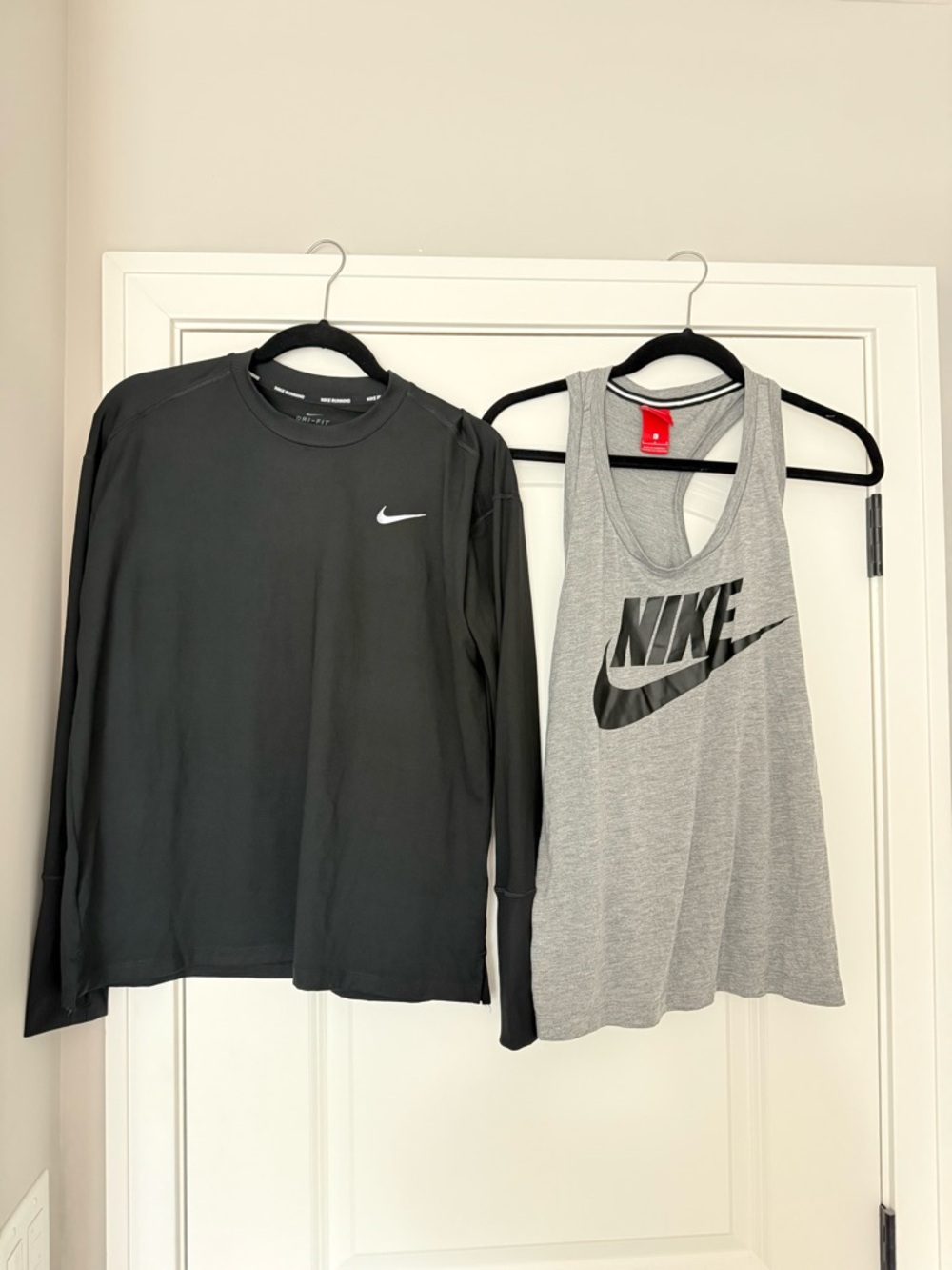Nike Kids Black Long Sleeve Top & Gray Nike Logo Tank